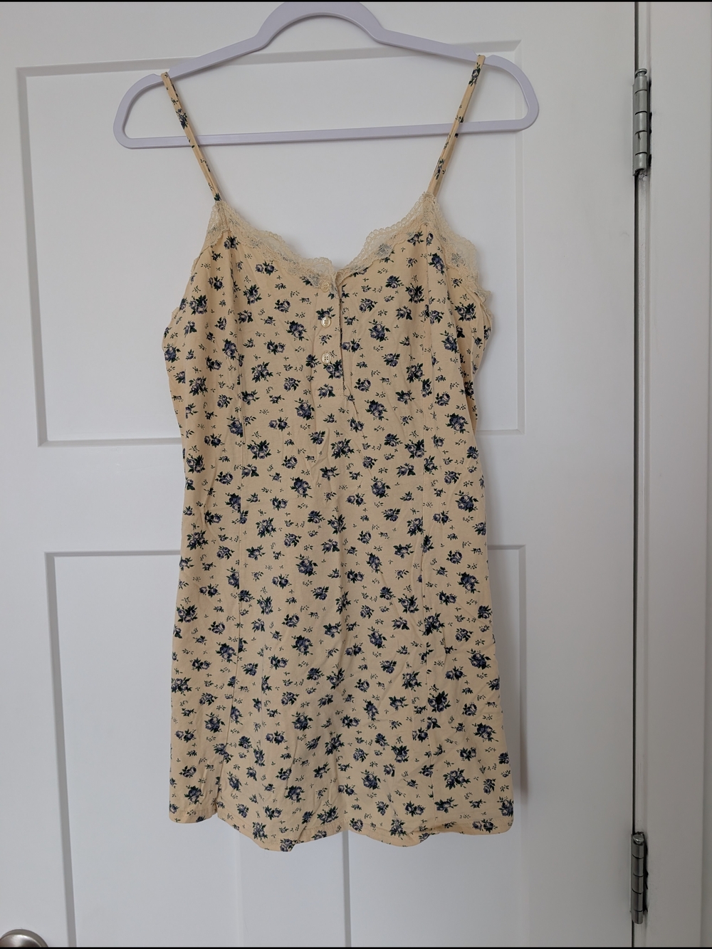 Victoria Secret Floral Lace-Trim Slip Dress in Yellow Size Medium - Picture 2 of 6